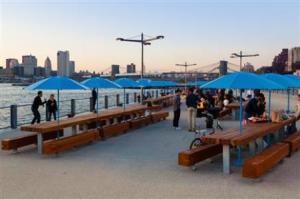 pier 5 in brooklyn bridge park by etienne frossard